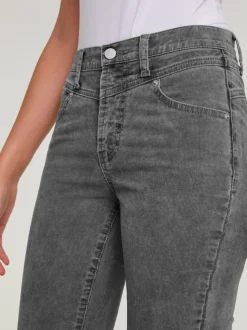 Pantalons velours côtelé coupe droite et confortable