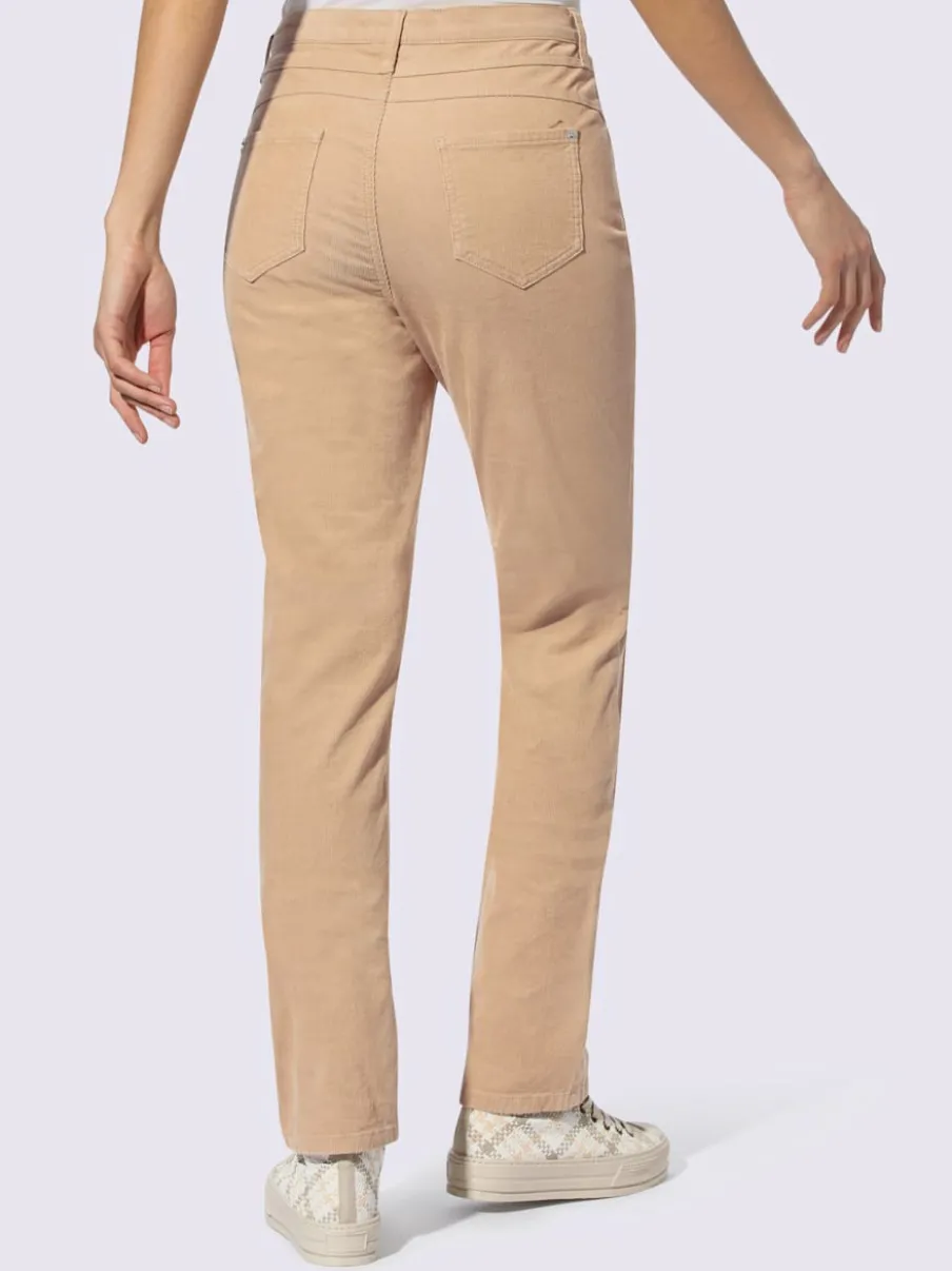Pantalons velours côtelé coupe droite et confortable