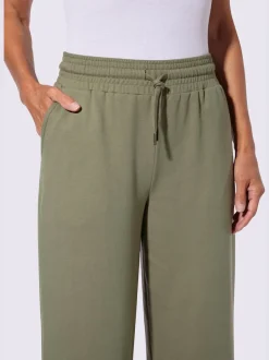 Pantalon sweat court avec ceinture élastique et poches