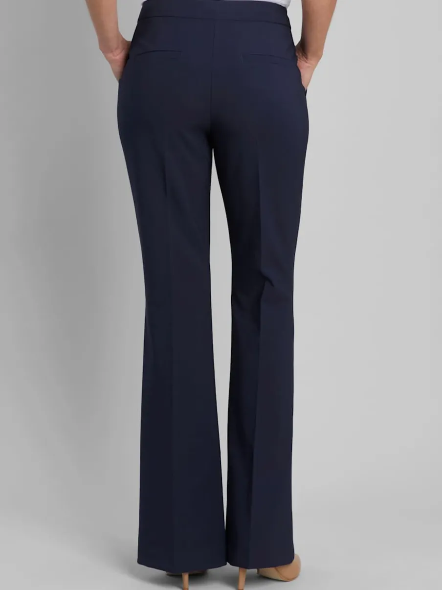 Pantalon tailleur avec nervures et poches latérales