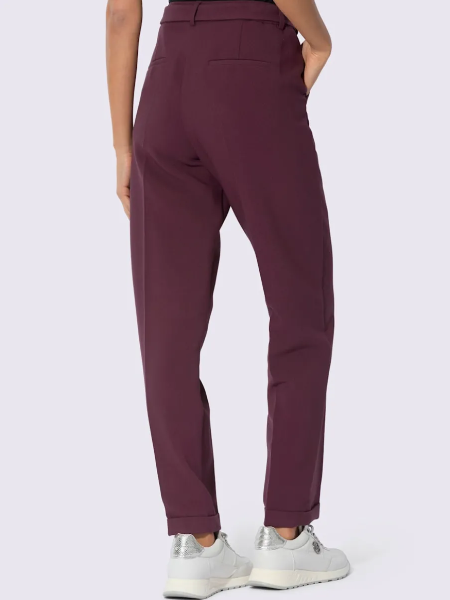 Pantalon tailleur léger avec ceinture et poches discrètes