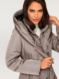 Parka d'extérieur avec col capuche et finition soignée