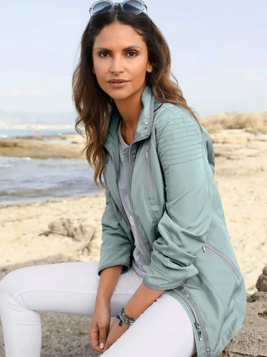Parka légère avec poches zippées et détails raffinés