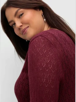 Pull ajouré