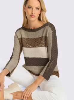Pull ajouré avec encolure U et manches trois quarts