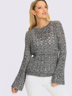 Pull ajouré léger avec motifs et manches longues trompette