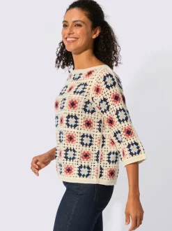Pull au motif crochet avec col U et manches 3/4 larges