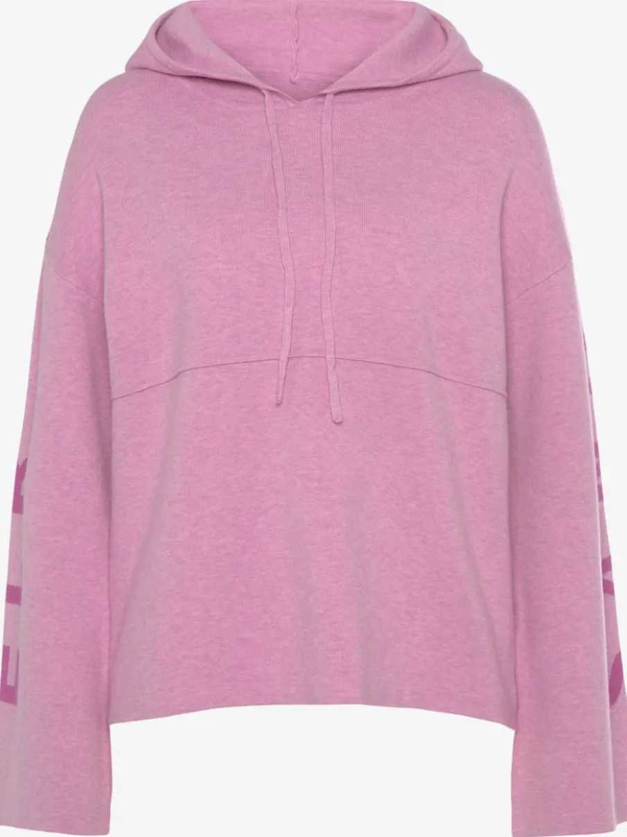 Pull à capuche doux avec logo pour touristes modernes