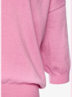 Pull chauve-souris avec encolure V et manches 3/4 en tricot doux
