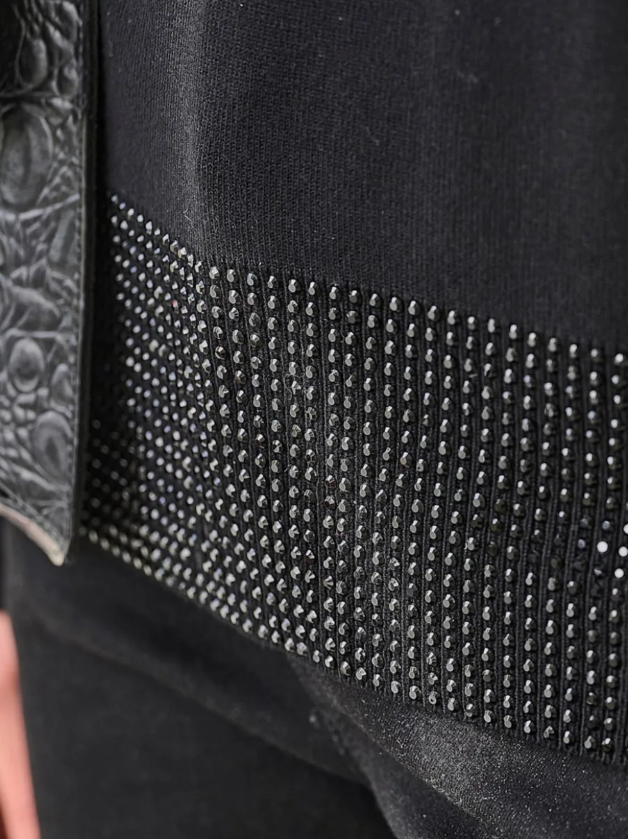 Pull à col montant avec petites pierres brillantes décoratives