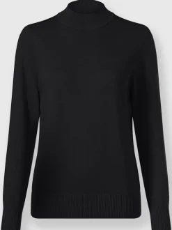 Pull à col montant en tricot fin doux côtelé