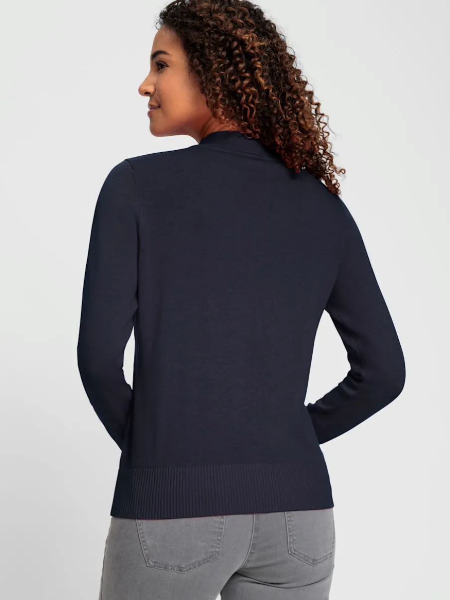 Pull à col montant en tricot fin doux côtelé
