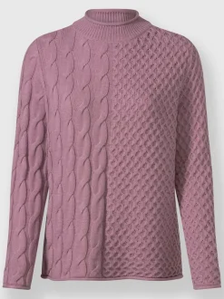 Pull à col montant à motifs géométriques et torsadés