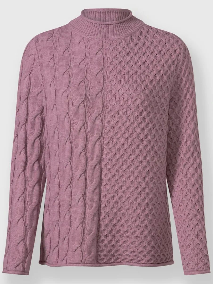 Pull à col montant à motifs géométriques et torsadés