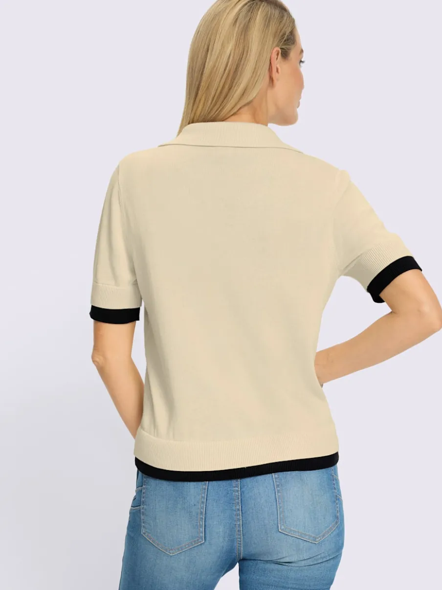 Pull à col polo avec empiècements contrastés et manches courtes
