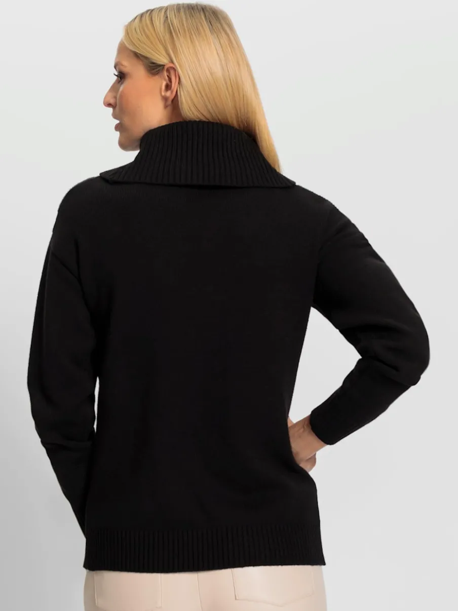Pull à col roulé avec motif torsadé et manches longues