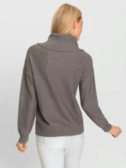 Pull à col roulé avec motif torsadé et manches longues