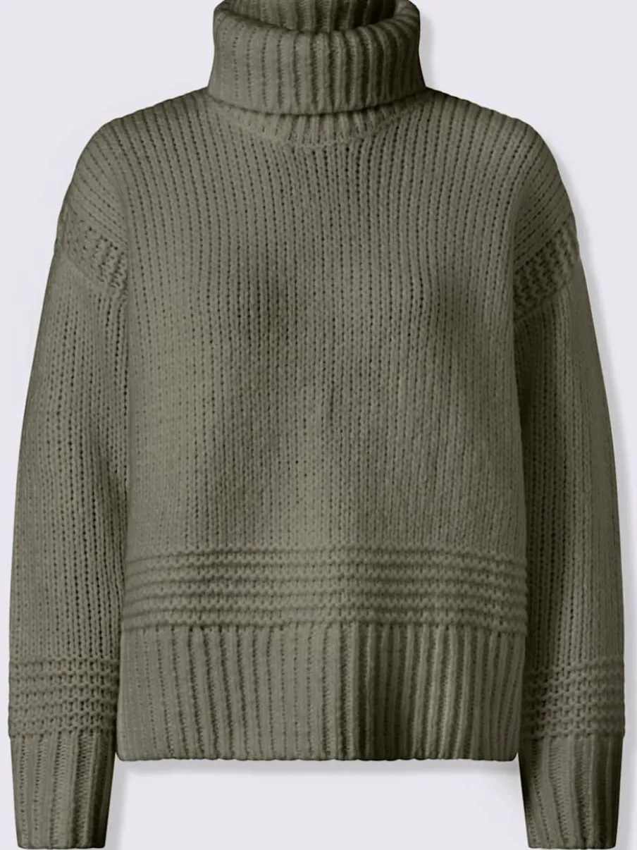 Pull à col roulé en tricot doux manches longues