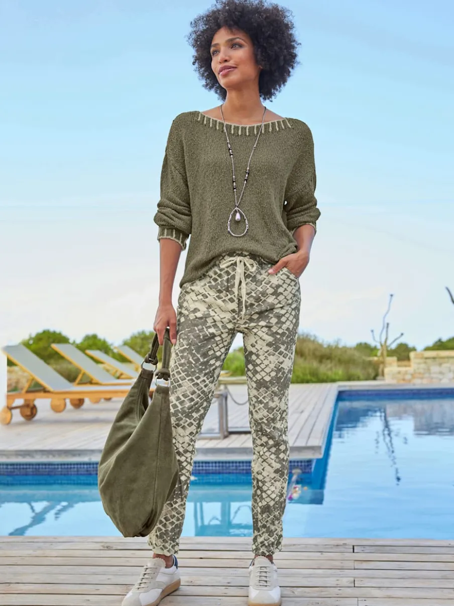 Pull encolure ronde avec coutures contrastées en coton doux