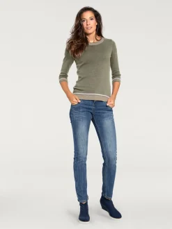 Pull à encolure ronde avec manches 3/4 en tricot doux et brillant