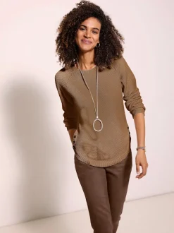 Pull encolure ronde à manches longues avec boutons décoratifs et finitions côtelées