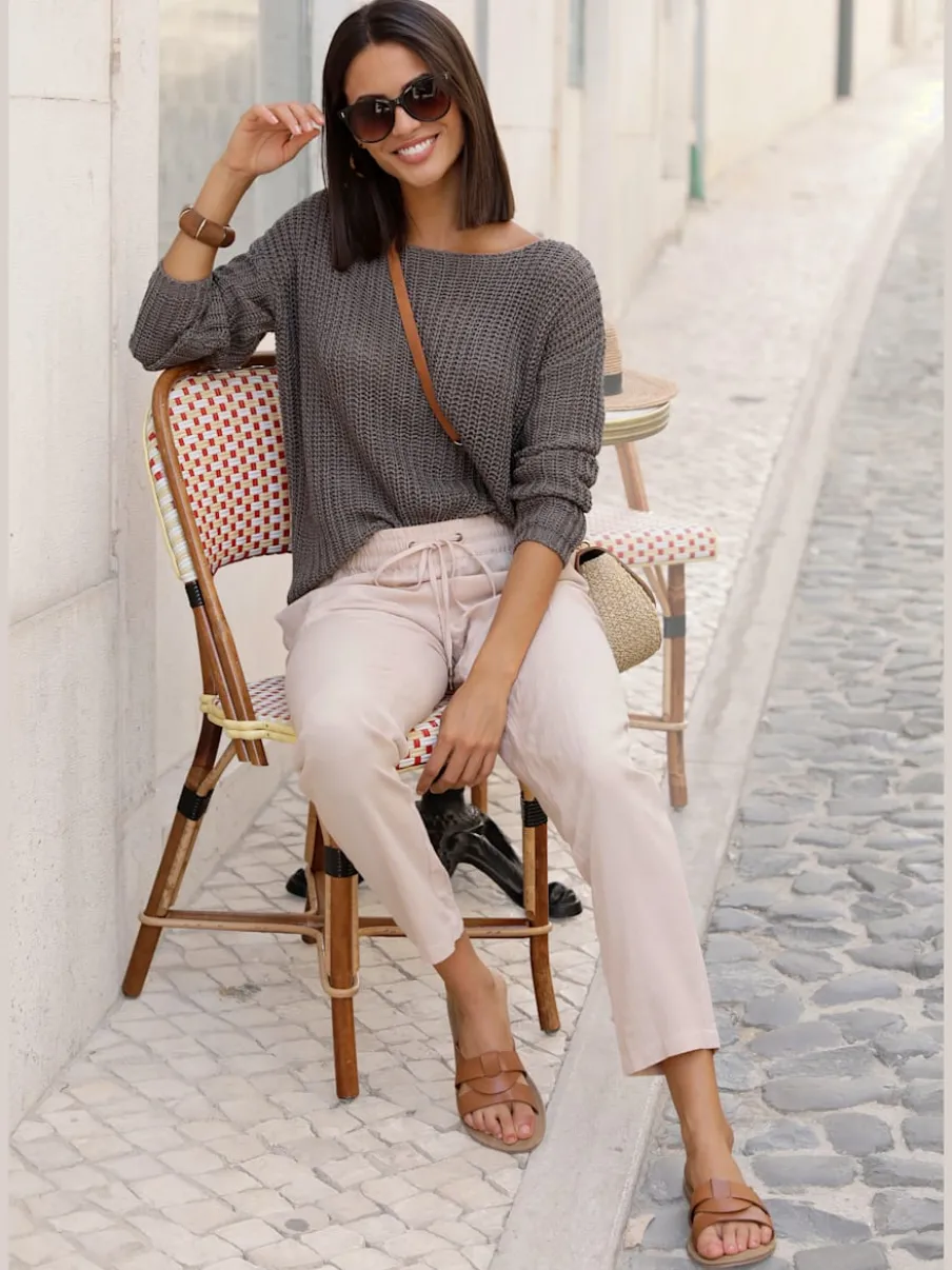Pull en tricot ample avec col rond et manches longues