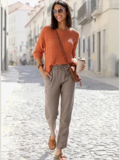 Pull en tricot ample avec col rond et manches longues