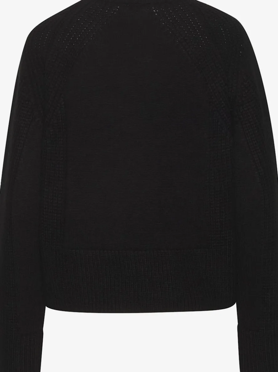 Pull en tricot avec encolure ronde et manches longues