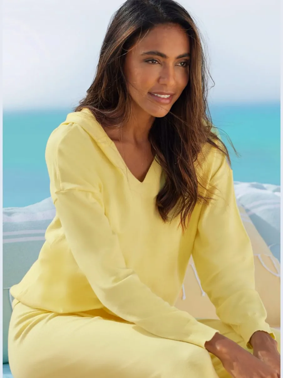 Pull en tricot à capuche avec encolure en V doux