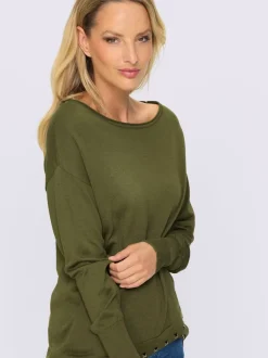 Pull en tricot à col rond asymétrique et rivets décoratifs