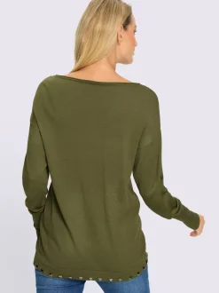Pull en tricot à col rond asymétrique et rivets décoratifs