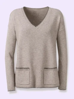 Pull en tricot doux à encolure en V et poches