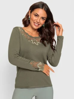 Pull en tricot fin avec col rond et empiècement transparent