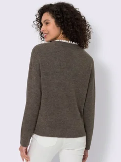 Pull en tricot fin avec empiècement dentelle délicat