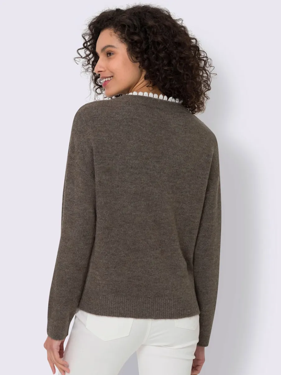 Pull en tricot fin avec empiècement dentelle délicat