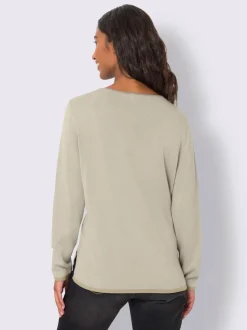 Pull en tricot fin avec encolure en V et manches longues