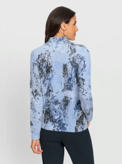 Pull en tricot fin à col montant et motif torsadé