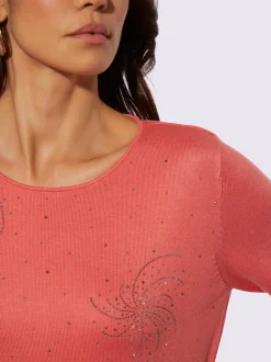 Pull en tricot fin à encolure ronde et manches 3/4 avec applications brillantes