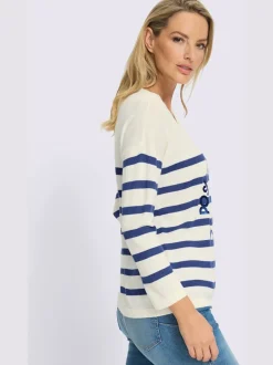 Pull en tricot fin à rayures avec col en V et manches 3/4