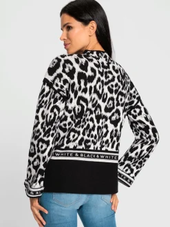 Pull en tricot jacquard motif animal et mancherons déco