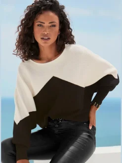 Pull en tricot large à encolure bateau avec bord-côte aux manches
