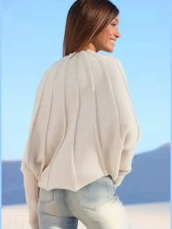 Pull en tricot à manches chauve-souris motifs tricotés doux