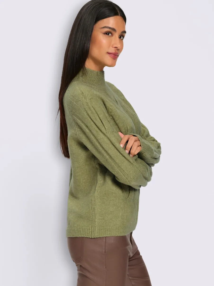 Pull en tricot motif torsadé mode