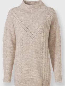 Pull en tricot motif tricoté col montant finitions côtelées