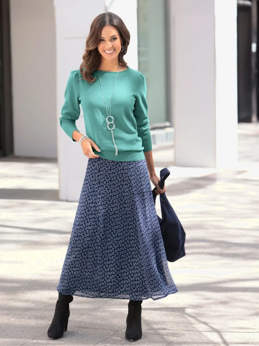 Pull en tricot souple encolure U manches longues