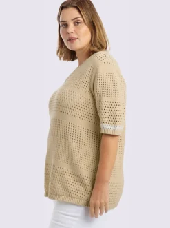 Pull en tricot tricot ajouré