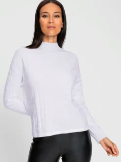 Pull jacquard motif tricoté col montant manches longues