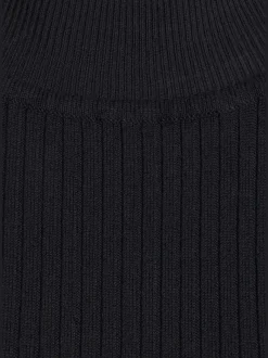 Pull à manches courtes col montant en tricot côtelé