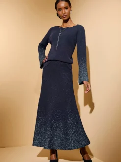 Pull à manches longues avec encolure U femme raffinée