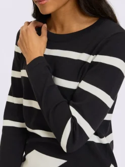 Pull motif graphique